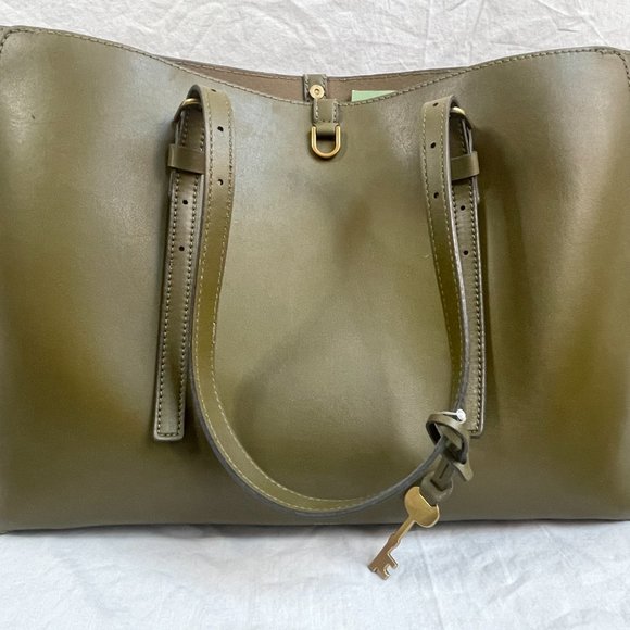 Fossil Kier Cactus Leather Tote Green *Small Scratch* - Picture 2 of 9